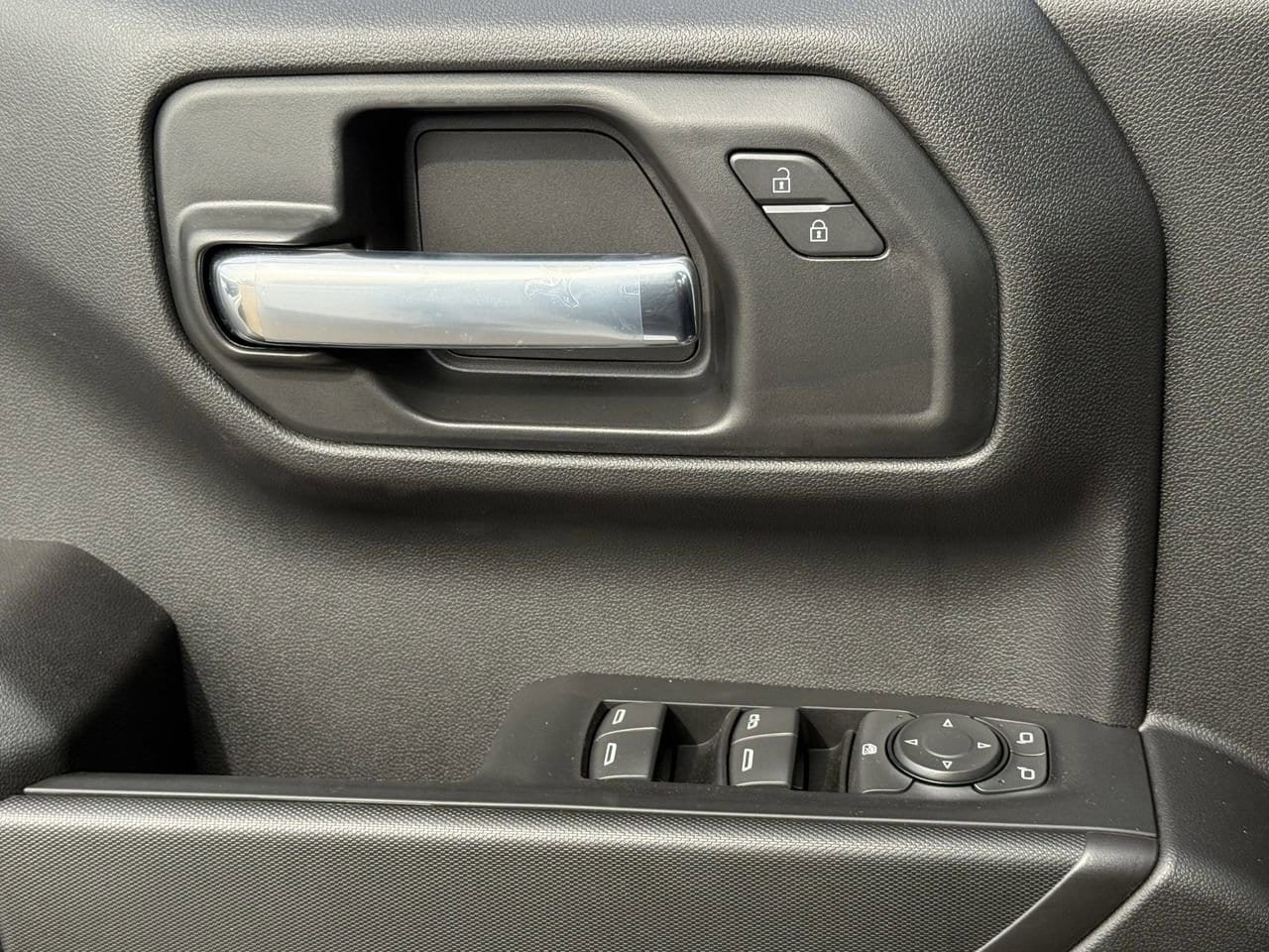 New 2026 Chevrolet Silverado 1500 W/T w/ WT Value Package image 19