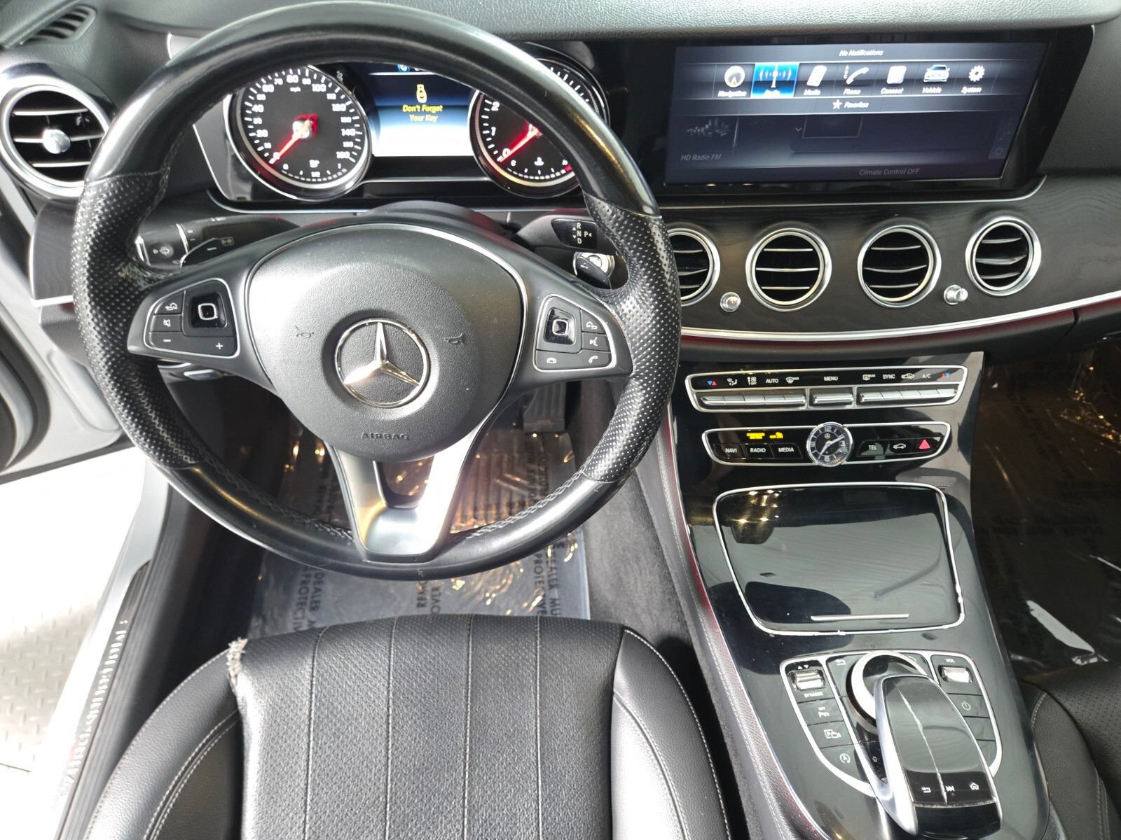 Used 2017 Mercedes-Benz E 300 image 13
