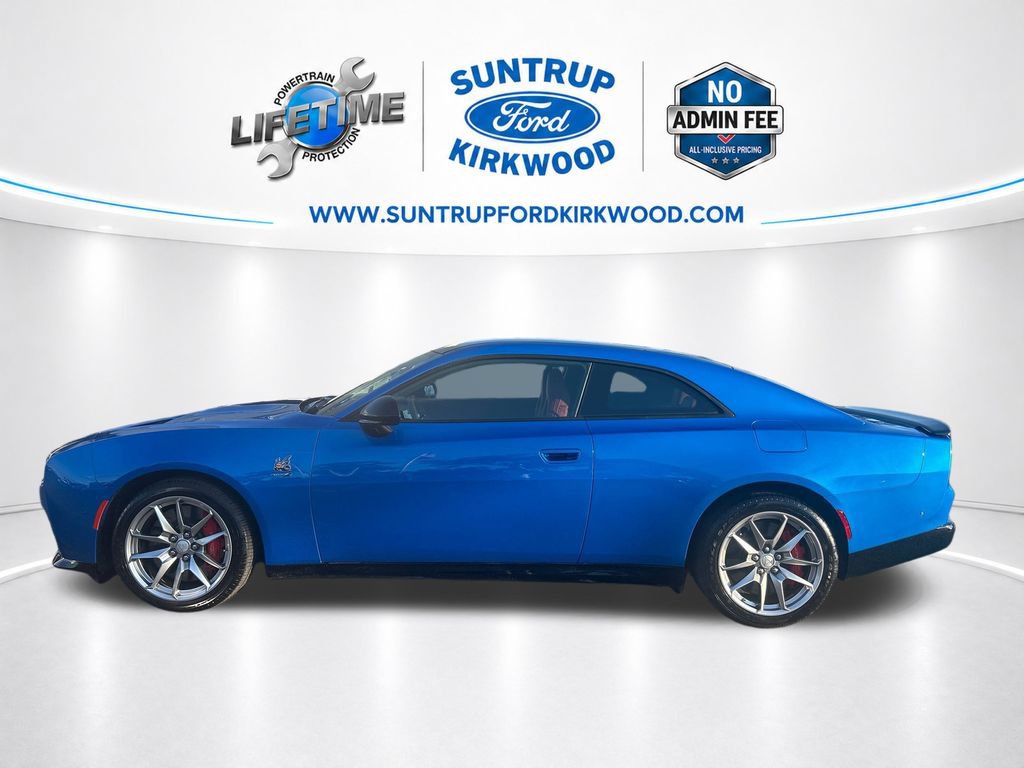 Used 2025 Dodge Charger Daytona Scat Pack w/ Track Pack AWD/4WD image 2