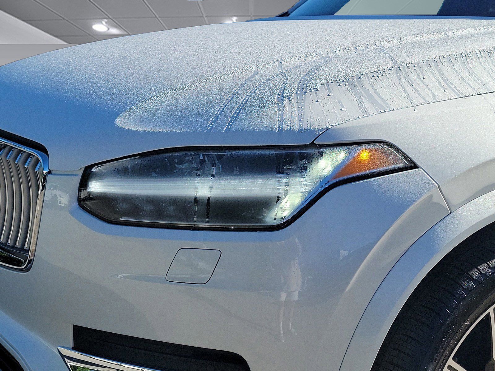 New 2024 Volvo XC90 T8 Plus w/ Protection Package Premier image 9