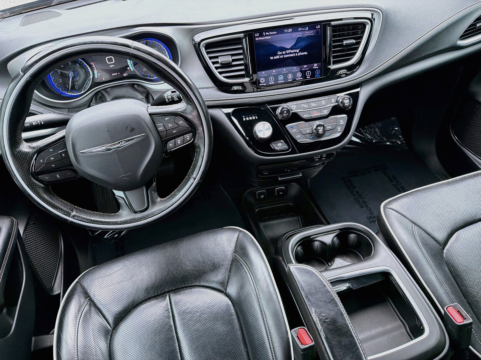 Used 2019 Chrysler Pacifica Limited w/ Advanced Safetytec Group FWD image 18