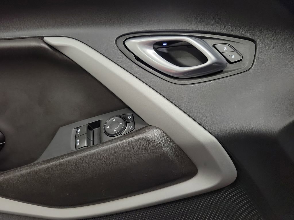 Used 2022 Chevrolet Camaro LT image 18