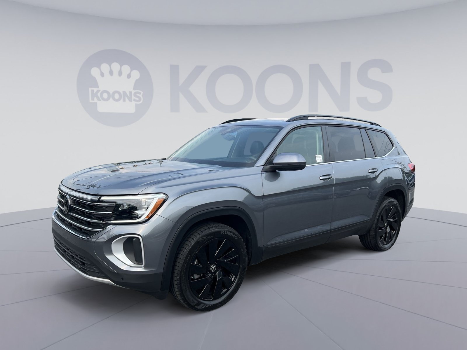Used 2024 Volkswagen Atlas SE w/ Panoramic Sunroof Package