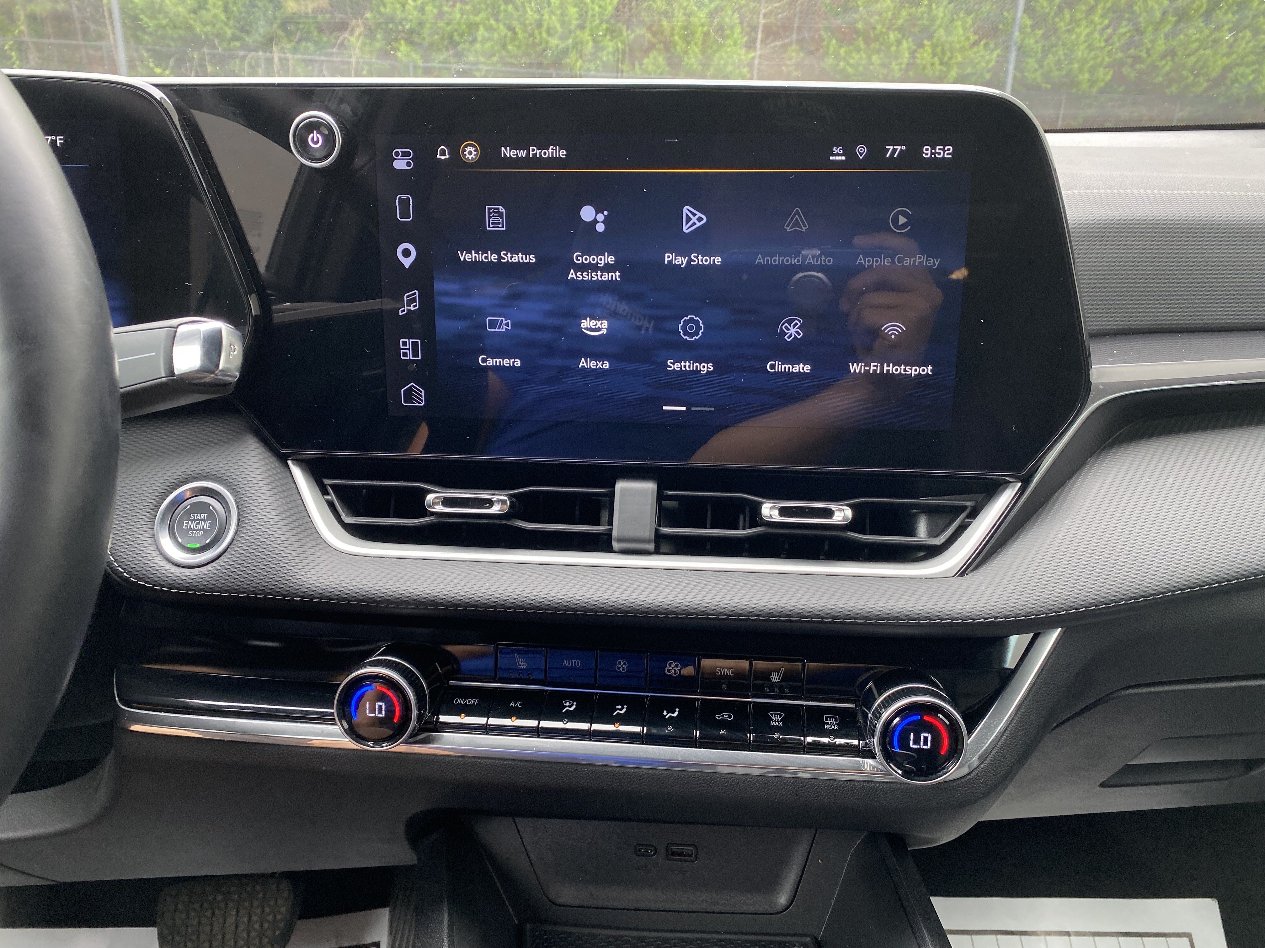 Used 2025 Chevrolet Equinox LT w/ Convenience Package II AWD/4WD image 25