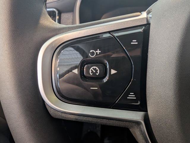 New 2026 Volvo XC90 B6 Plus w/ Protection Package AWD/4WD image 17