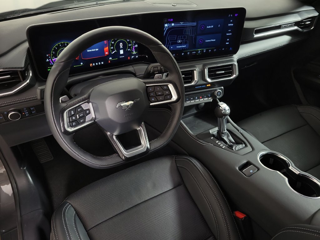 Used 2025 Ford Mustang GT Premium RWD image 12