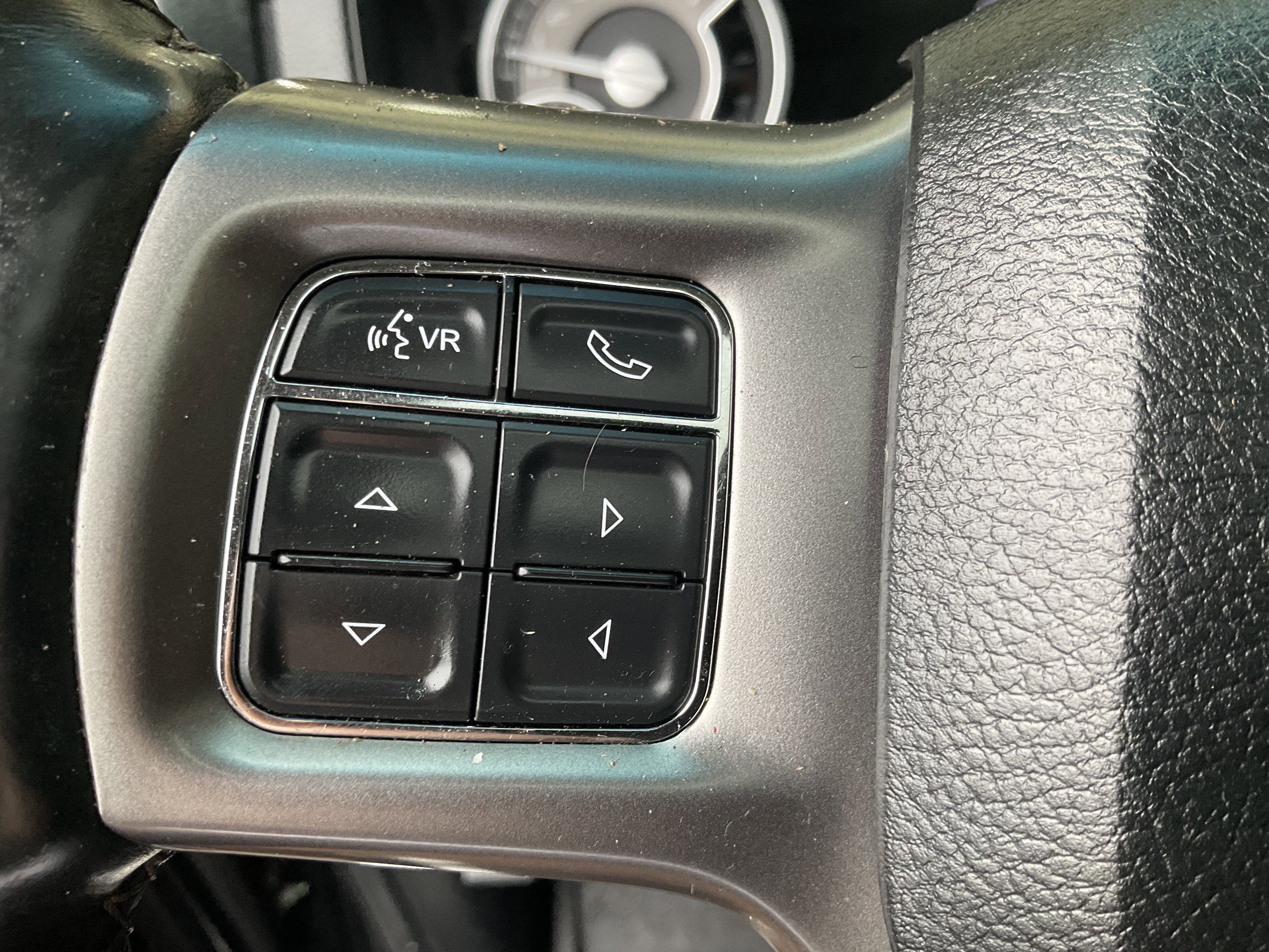 Used 2014 RAM 1500 Limited image 32