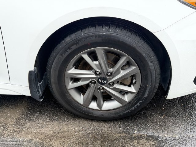 Used 2019 Kia Optima LX FWD image 18