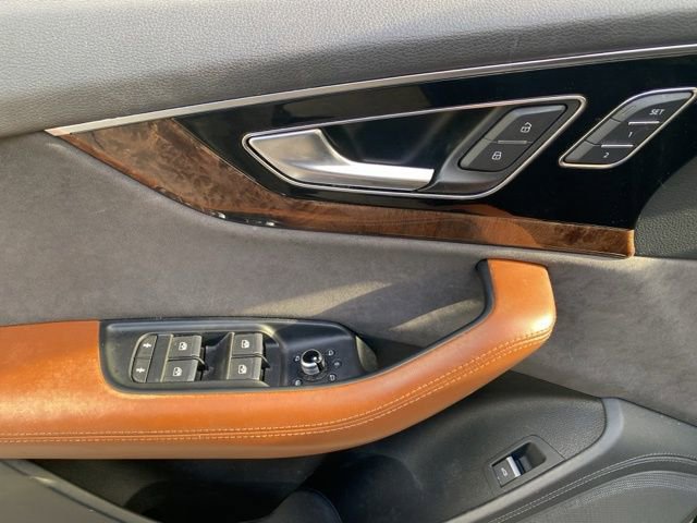 Used 2017 Audi Q7 3.0T Prestige AWD/4WD image 20