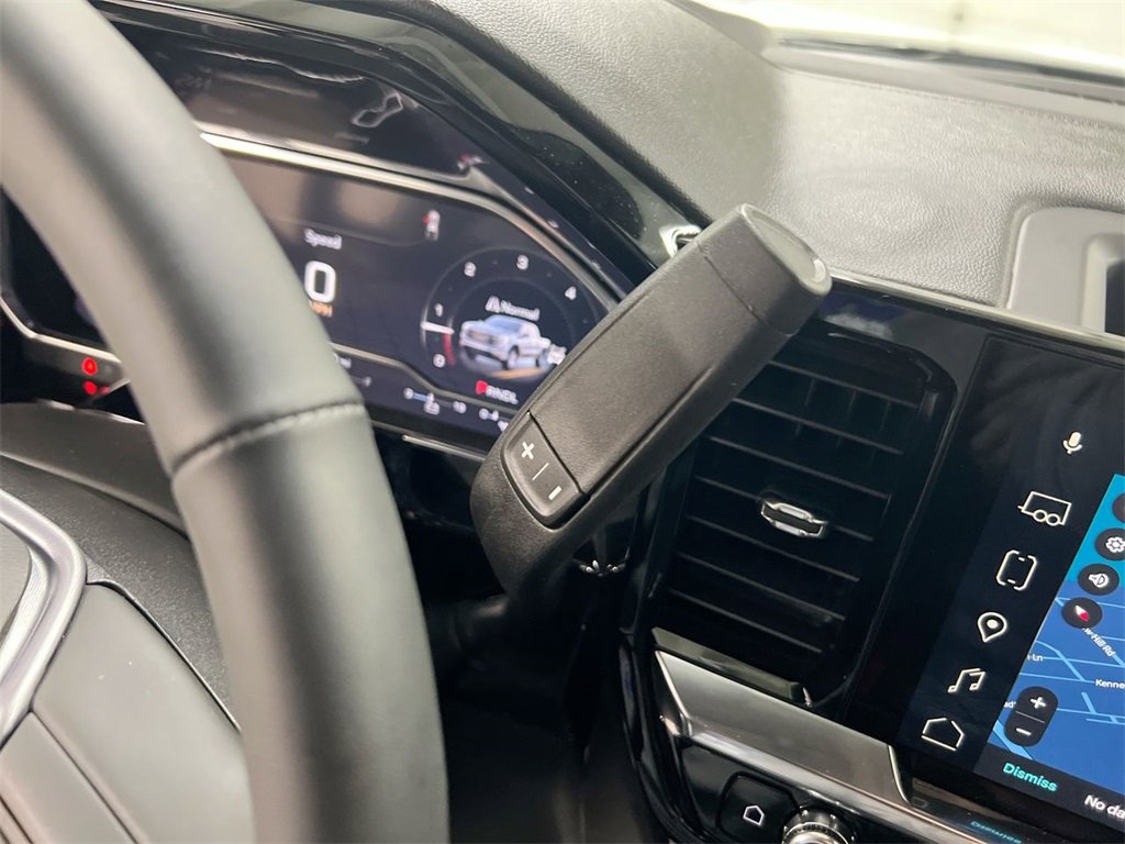 Certified 2025 GMC Sierra 1500 SLE w/ Max Trailering Package image 17