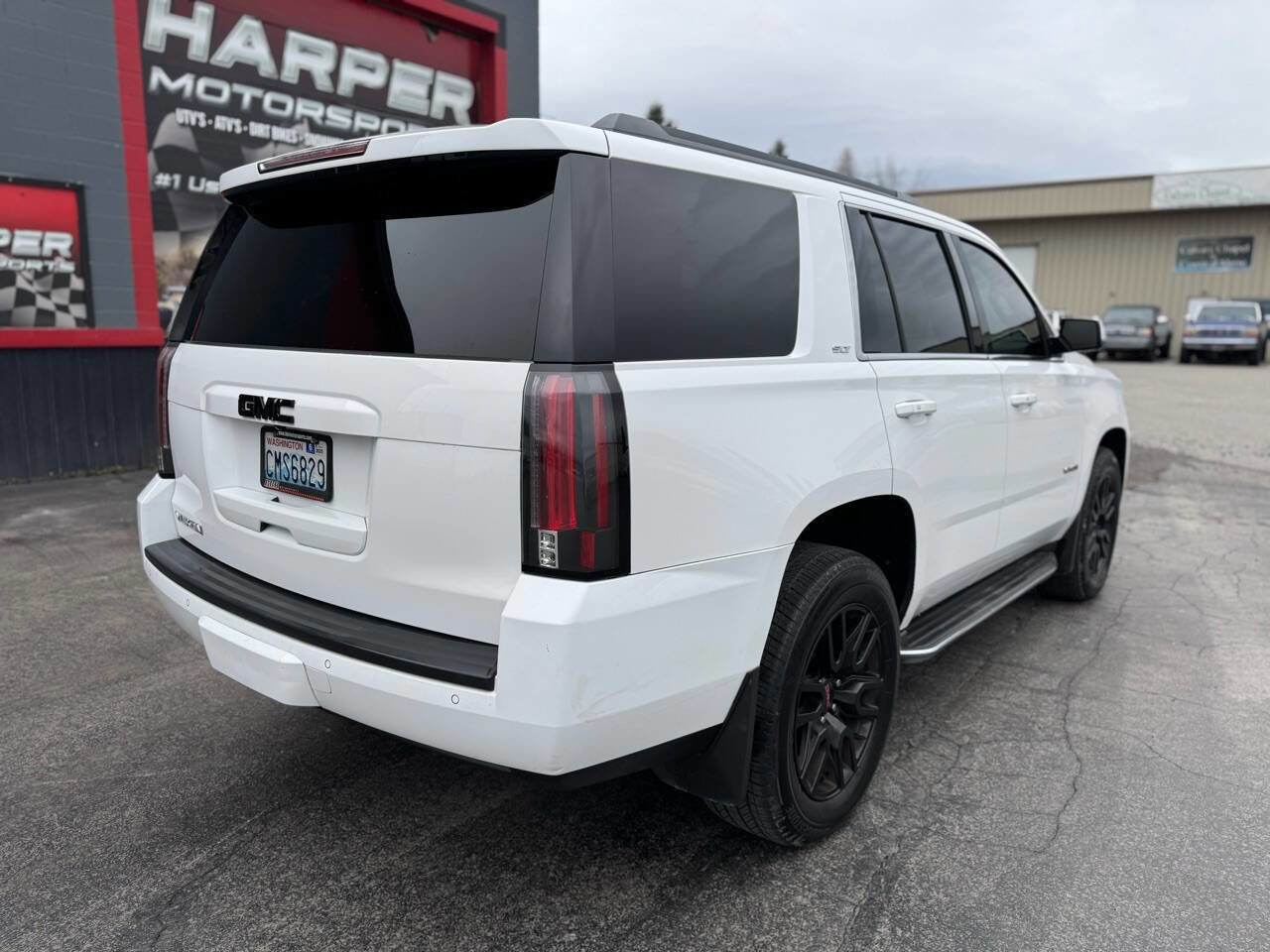 Used 2015 GMC Yukon SLT image 6