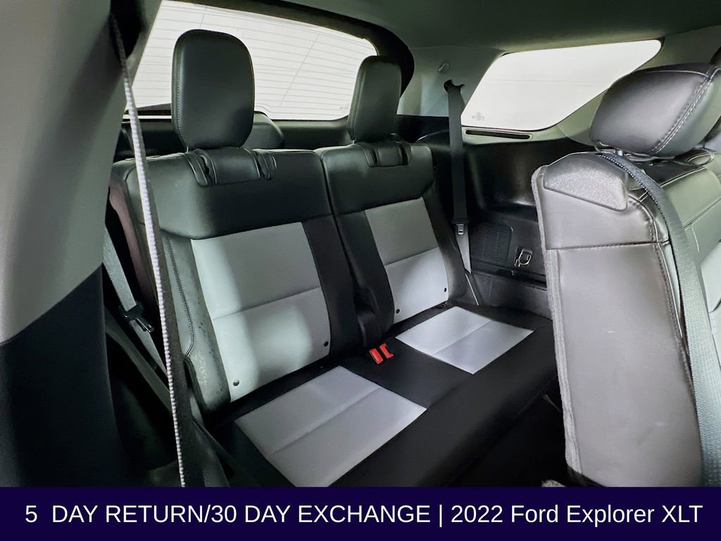 Used 2022 Ford Explorer XLT w/ Equipment Group 202A image 32