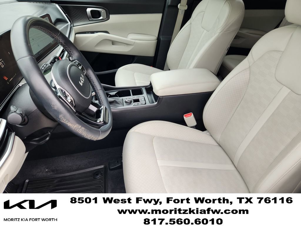 Certified 2025 Kia Sorento S FWD image 12