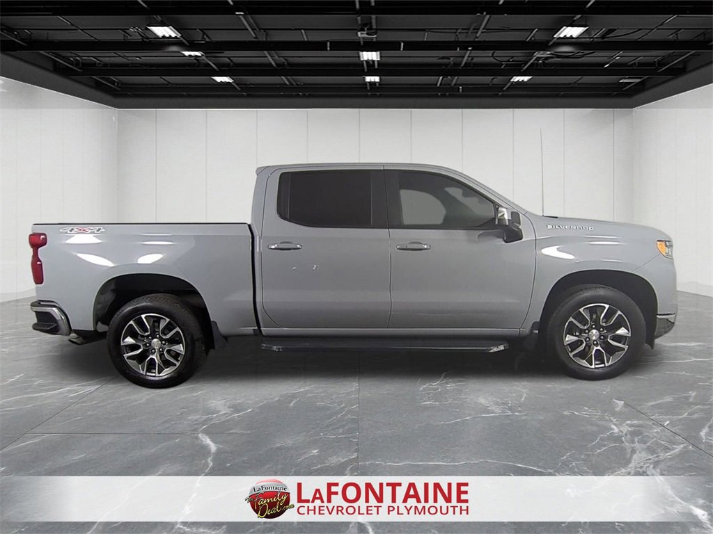 Used 2024 Chevrolet Silverado 1500 LT image 9