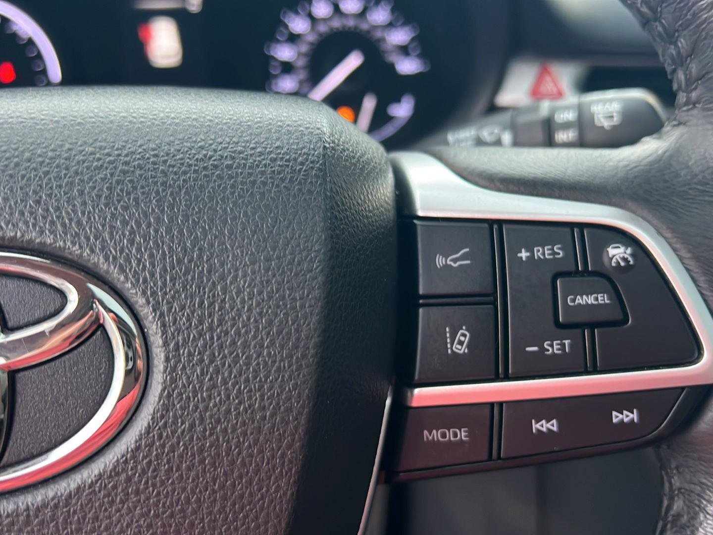 Certified 2022 Toyota Sienna XLE w/ XLE Plus Package image 22