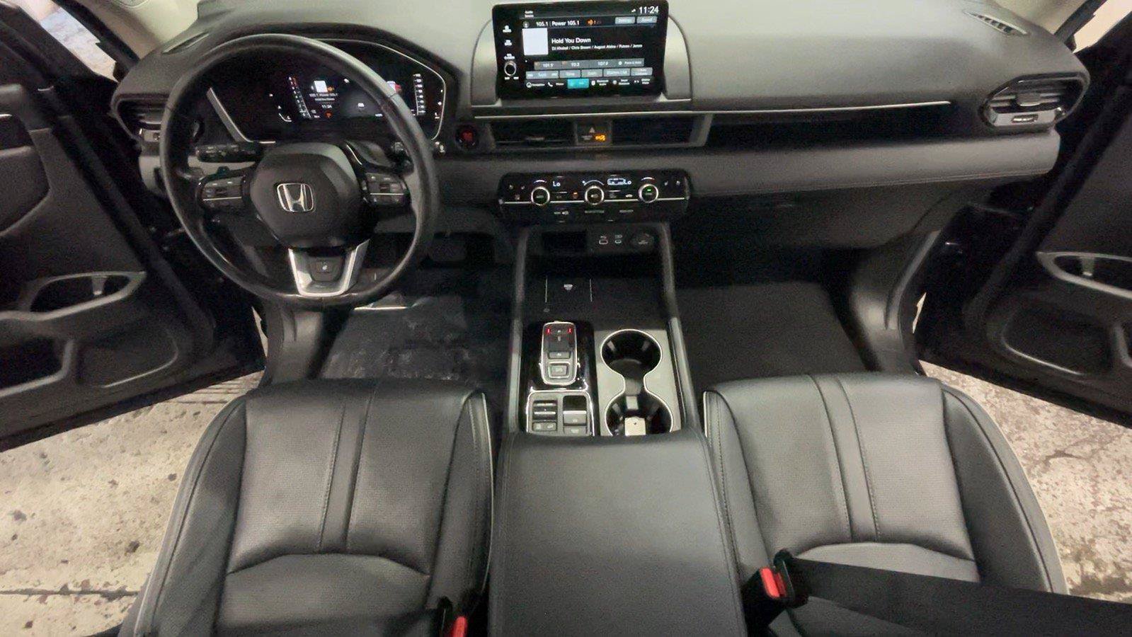 Used 2025 Honda Pilot Elite image 27