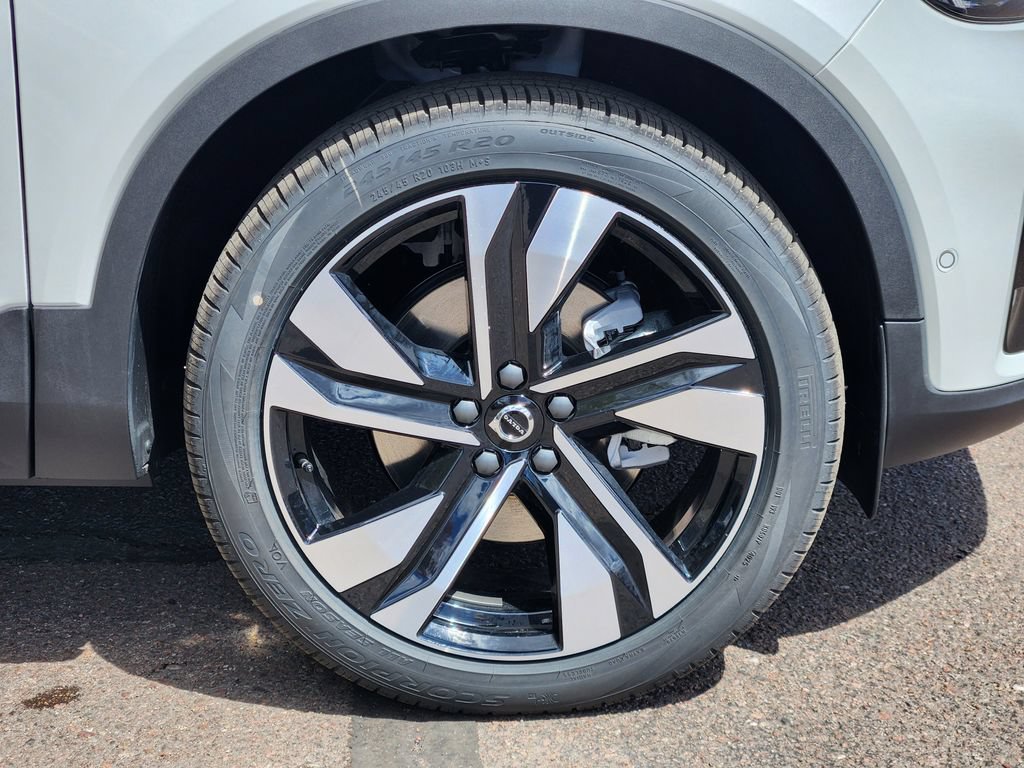 New 2026 Volvo XC40 B5 Ultra w/ Climate Package AWD/4WD image 28