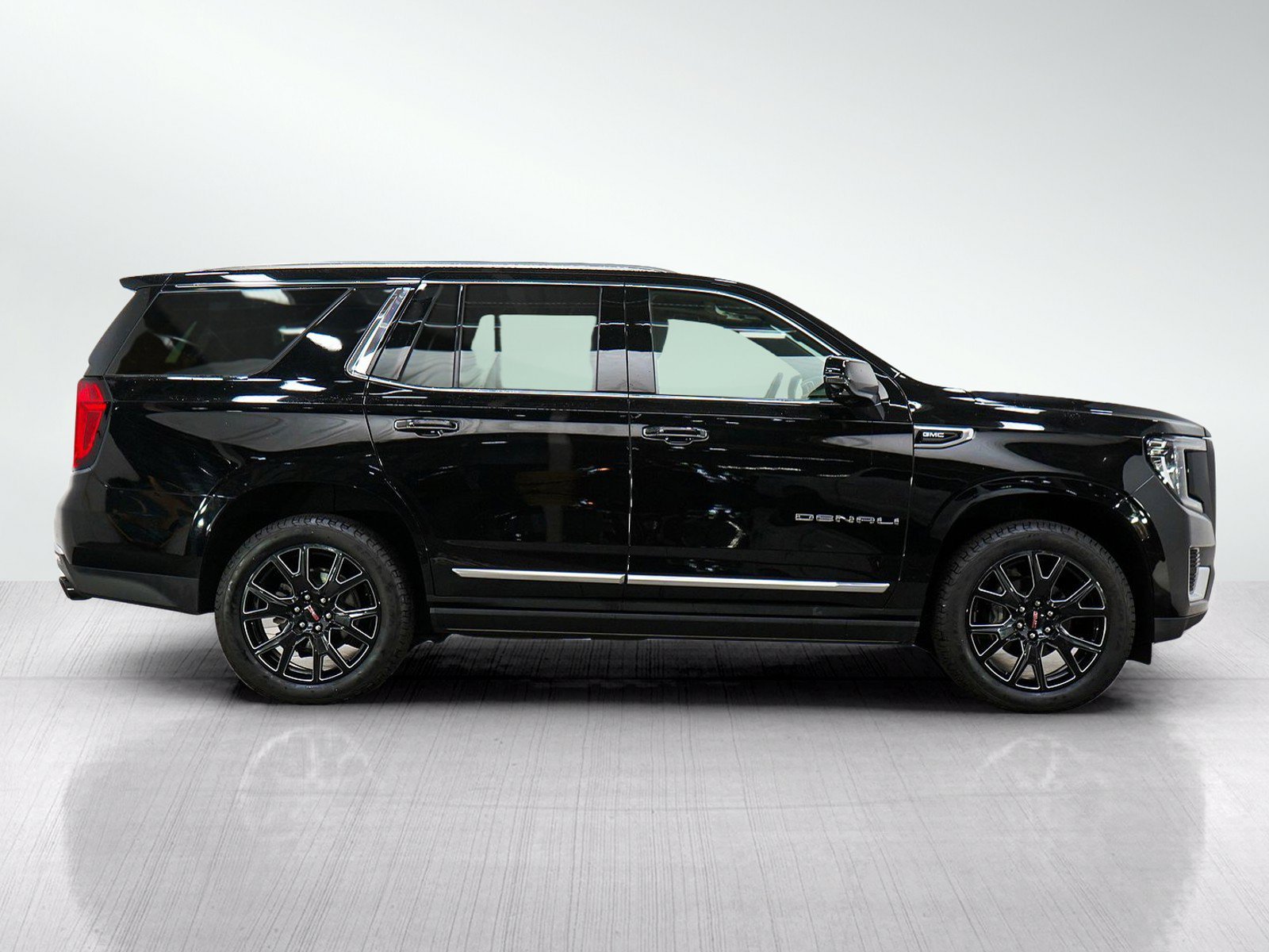 Used 2023 GMC Yukon Denali w/ Max Trailering Package AWD/4WD image 6