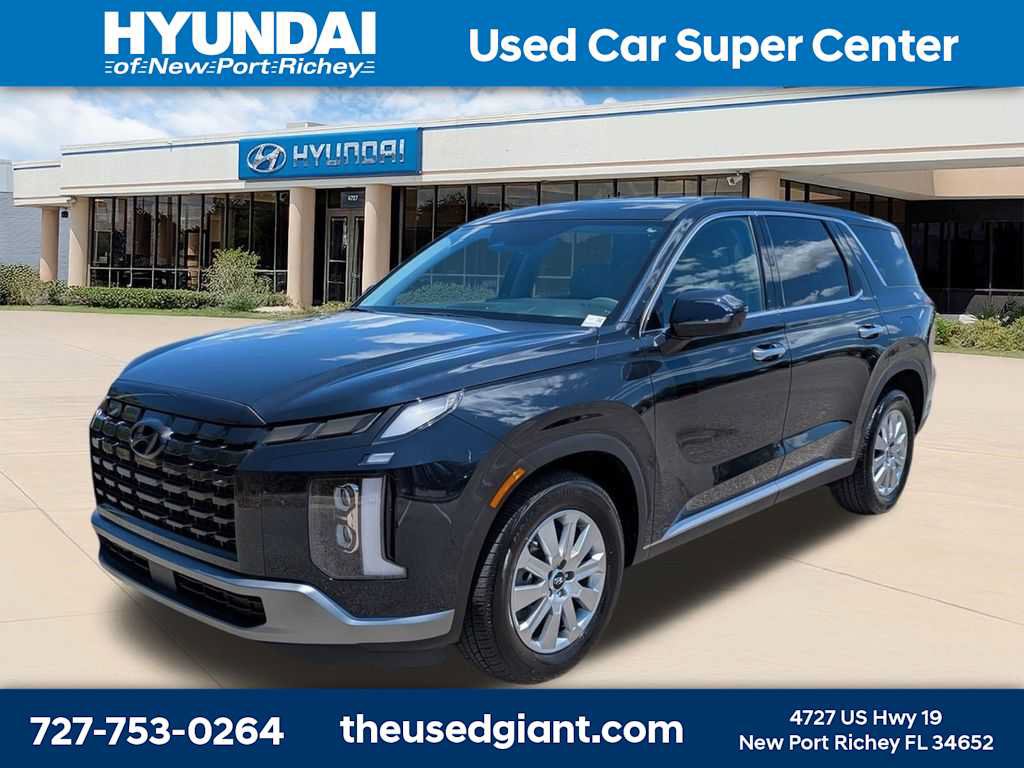 Certified 2025 Hyundai Palisade SE
