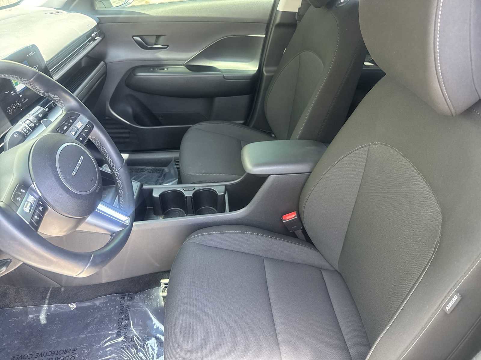Used 2024 Hyundai Kona SEL FWD image 15