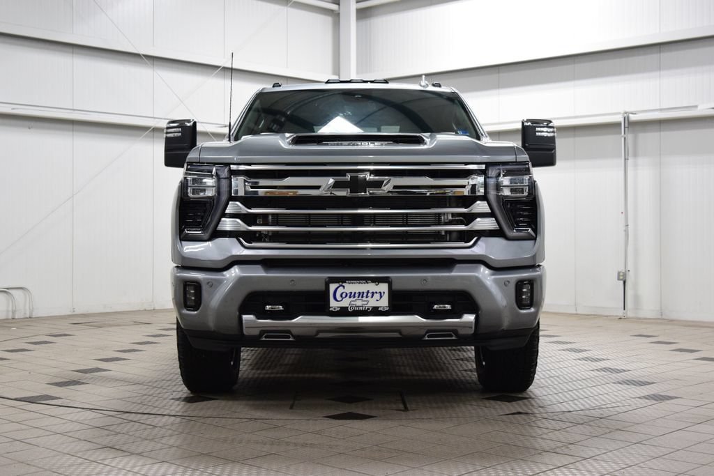 New 2026 Chevrolet Silverado 2500 High Country w/ High Country Premium Package AWD/4WD image 2
