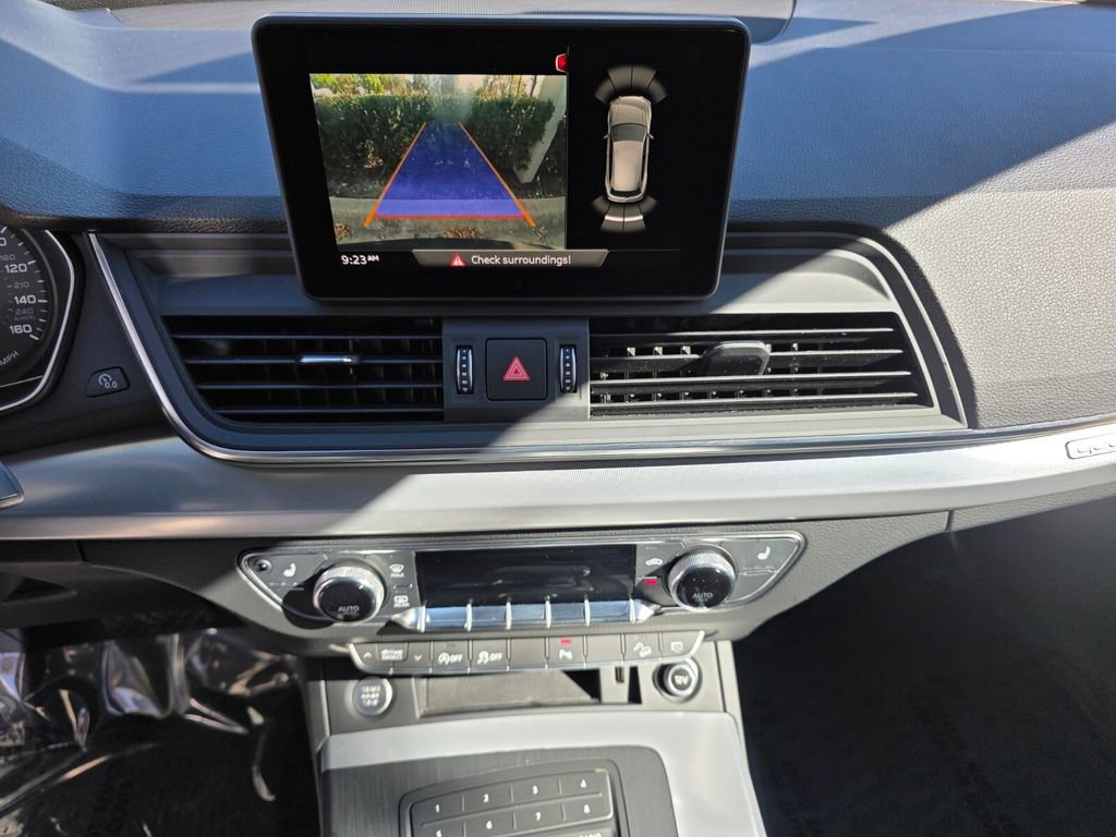 Used 2020 Audi Q5 2.0T Premium w/ Titanium Sport Package image 22