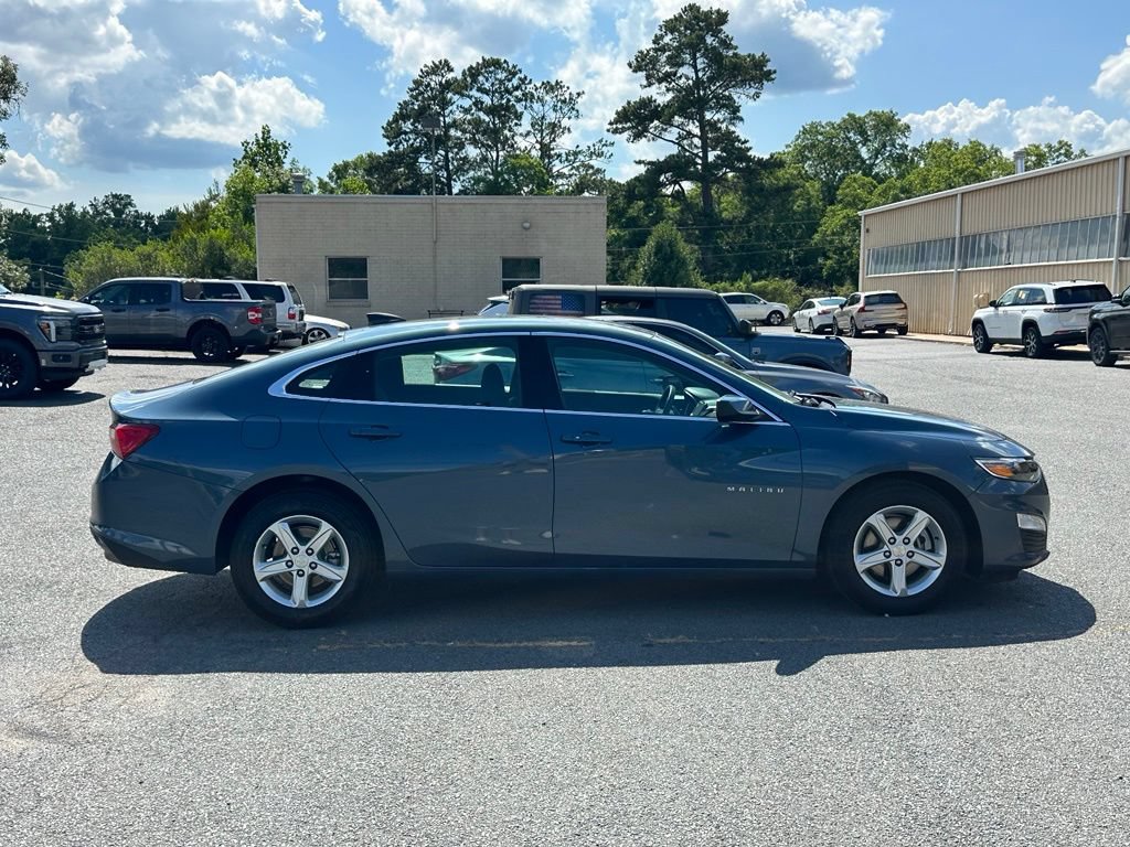 Used 2024 Chevrolet Malibu LS FWD image 9