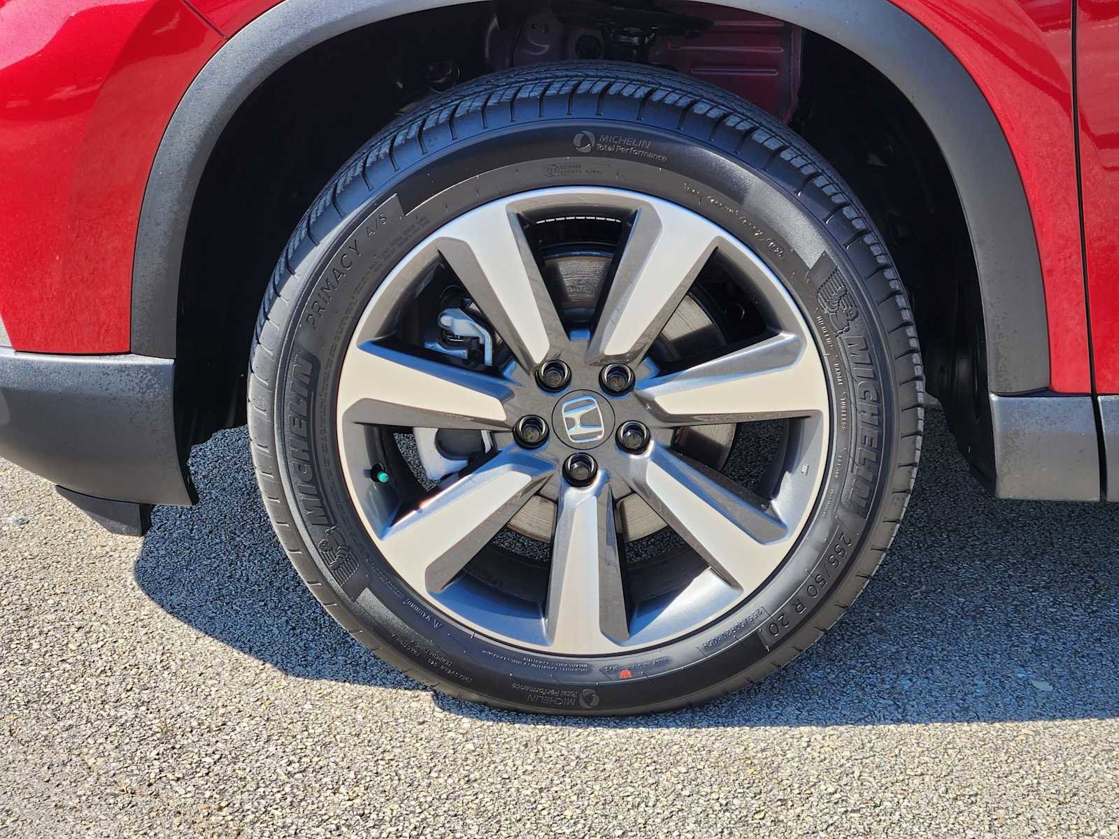 Certified 2025 Honda Pilot Touring image 9