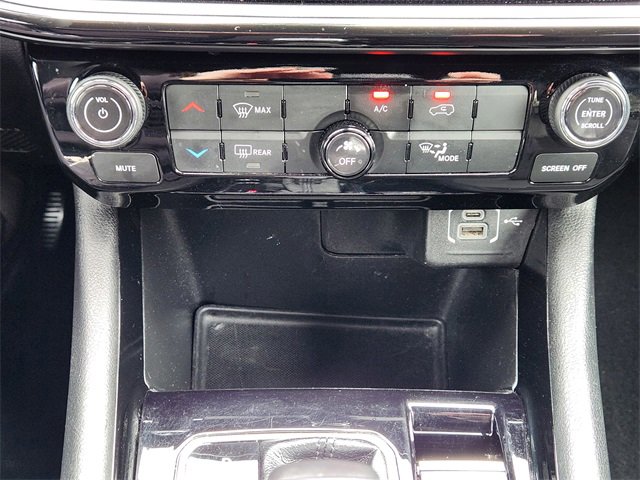 Used 2022 Jeep Compass Altitude image 17