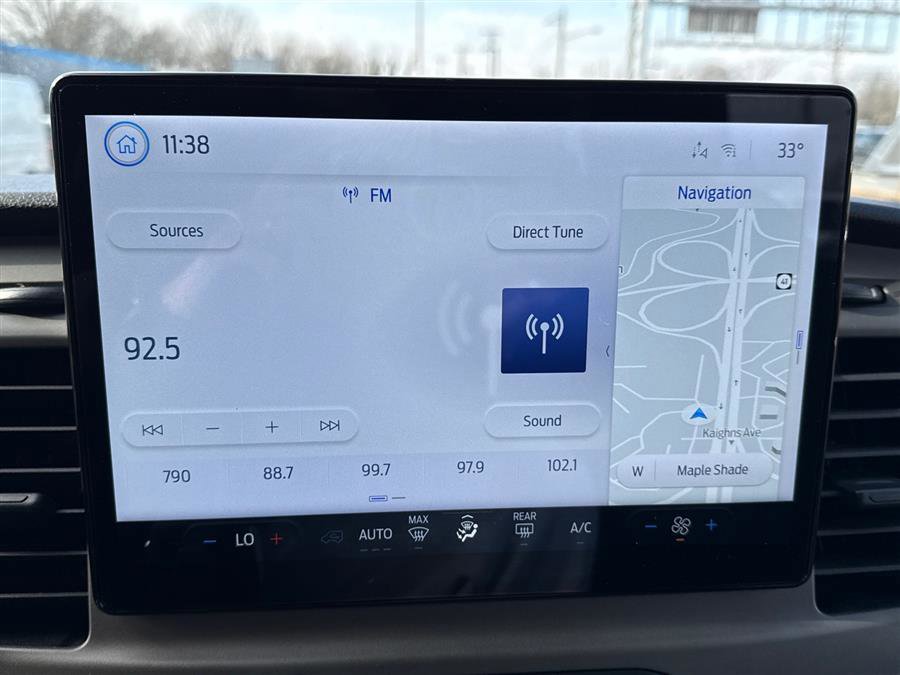 Used 2022 Ford Transit 350 XLT image 40