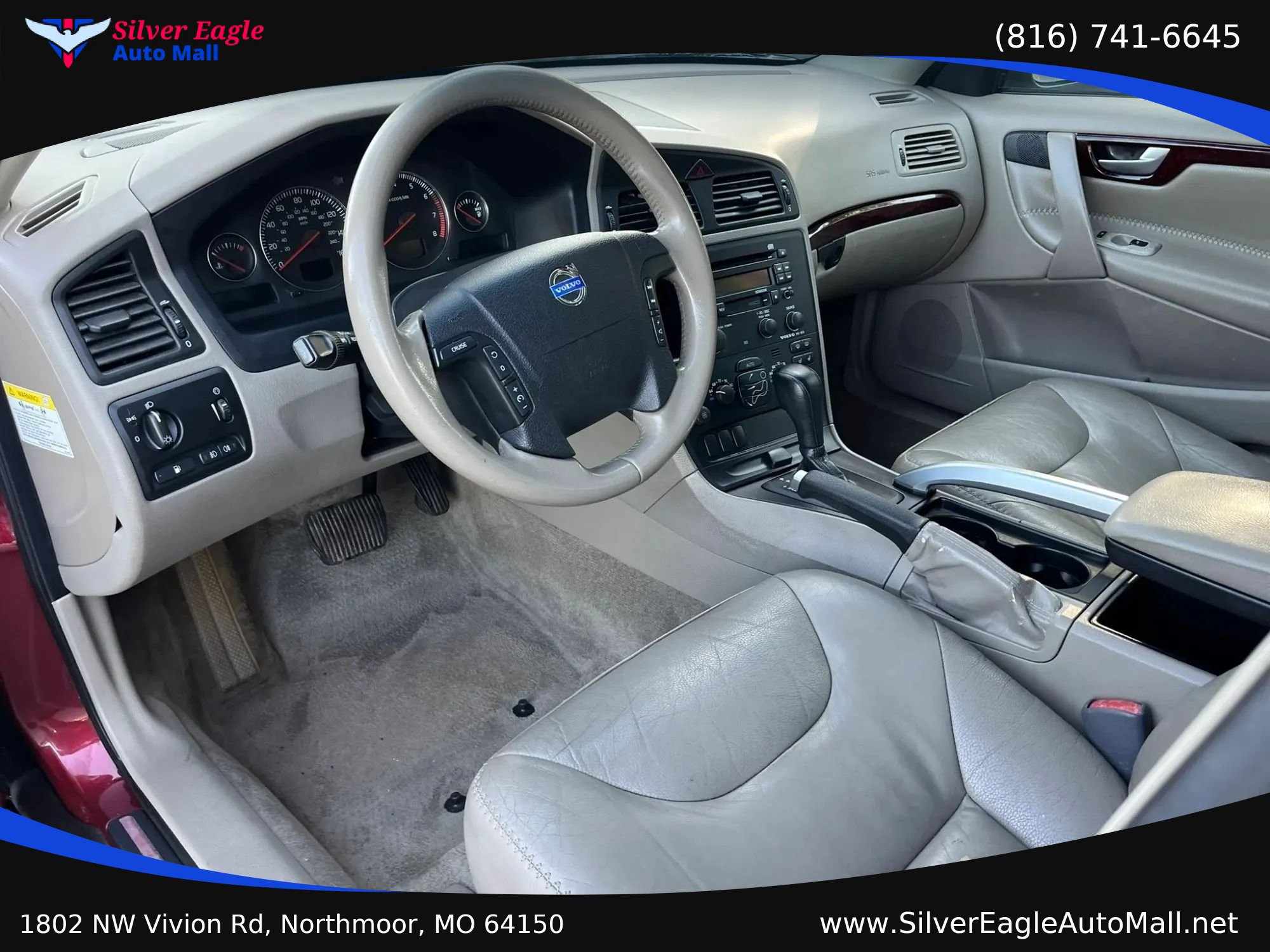 Used 2004 Volvo XC70 AWD/4WD image 7
