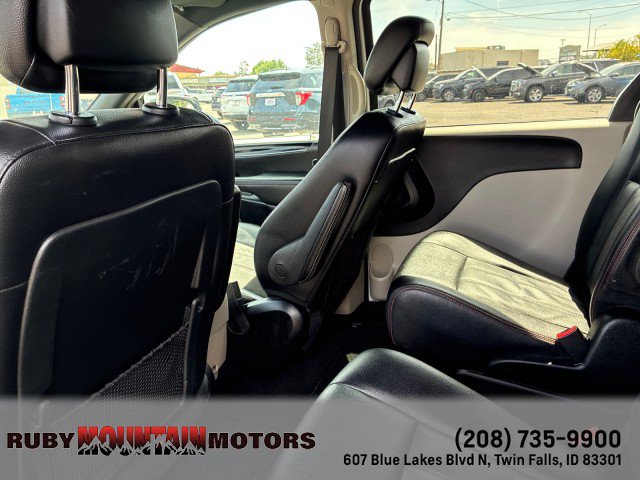 Used 2019 Dodge Grand Caravan SXT FWD image 28