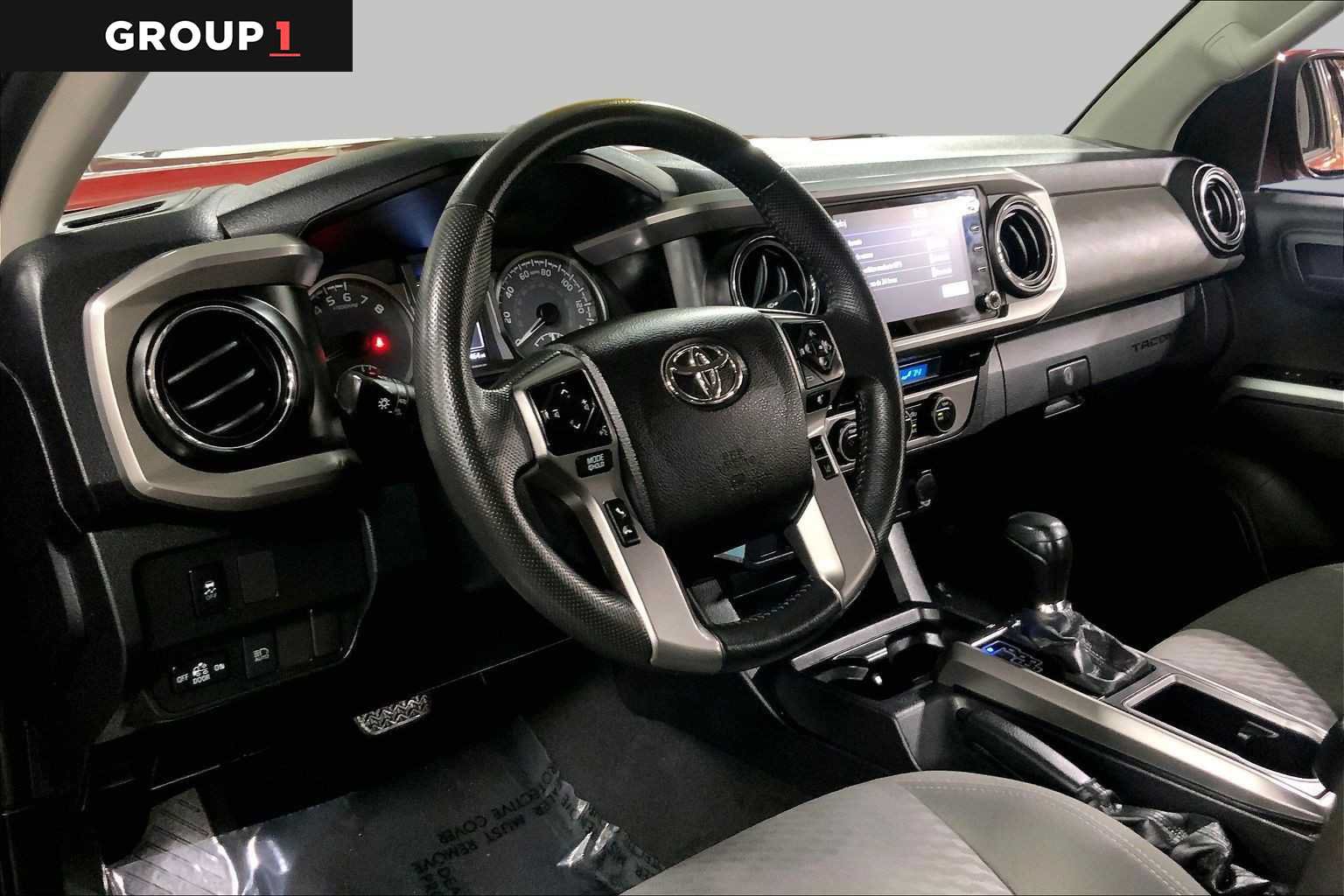 Certified 2021 Toyota Tacoma SR5 AWD/4WD image 18