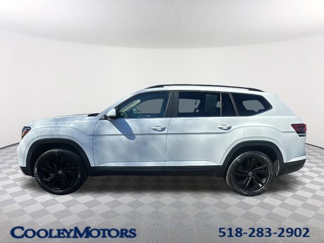 Used 2022 Volkswagen Atlas SE image 1