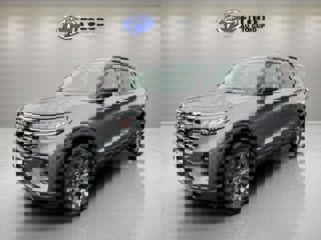 New 2026 Ford Explorer Active w/ Active Comfort Package image 3