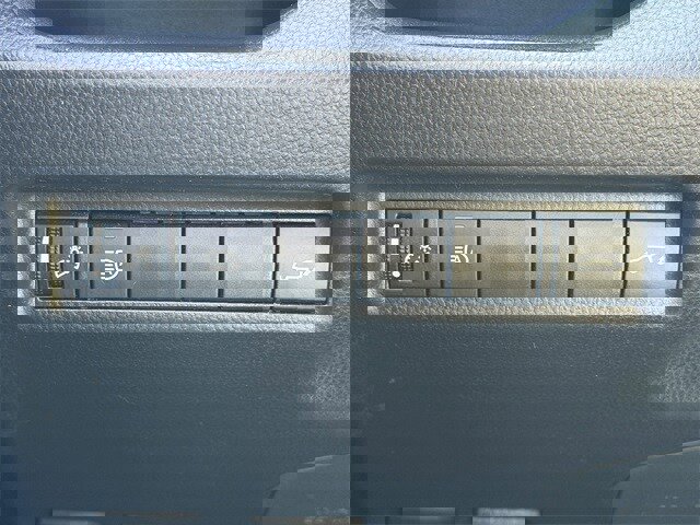 Certified 2021 Toyota RAV4 XLE Premium image 22