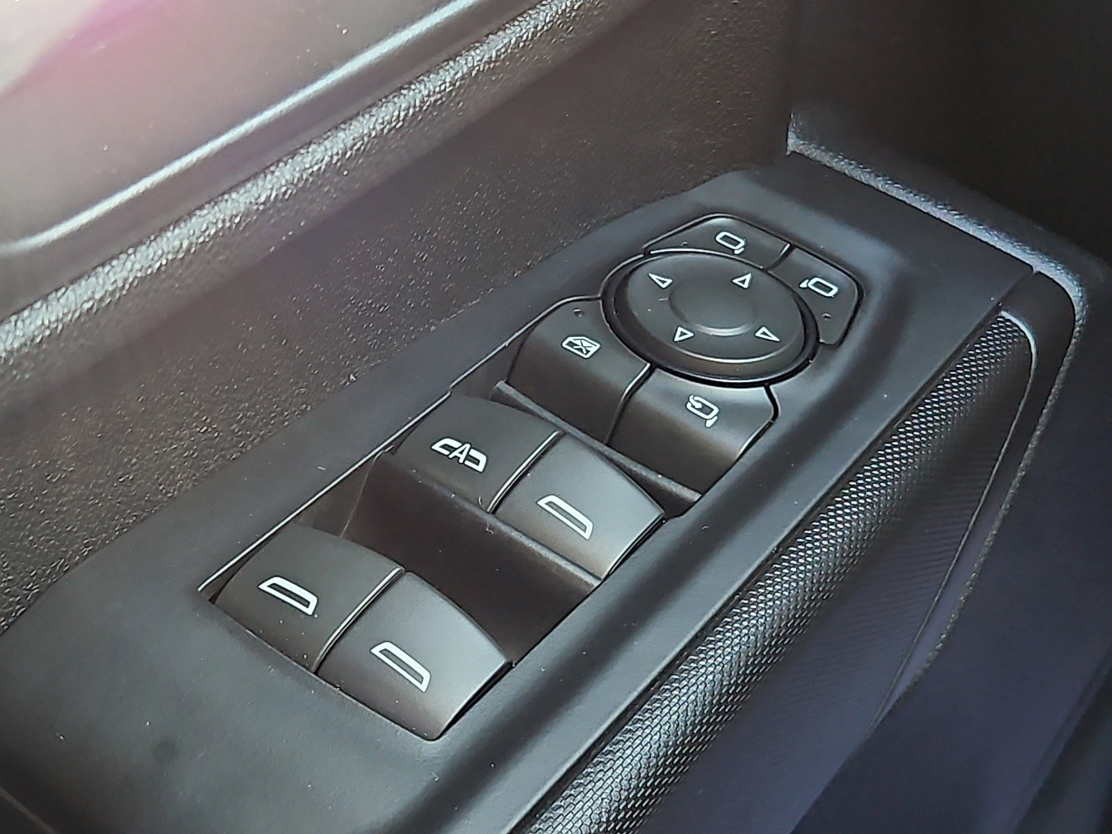 Certified 2022 Chevrolet Silverado 2500 Custom w/ Custom Value Package image 24