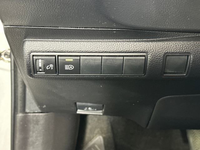 Used 2023 Toyota Corolla LE w/ LE Convenience Package image 19