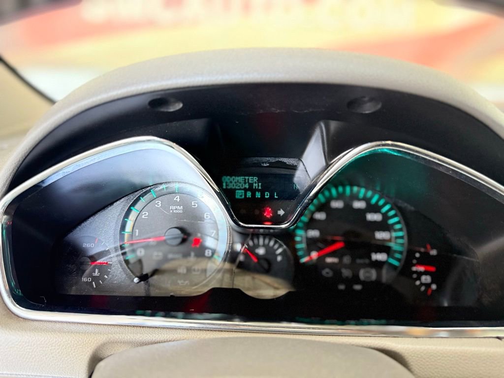 Used 2015 Chevrolet Traverse LTZ FWD image 28