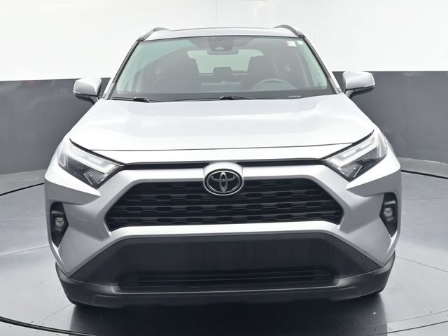 Used 2022 Toyota RAV4 XLE Premium AWD/4WD image 41