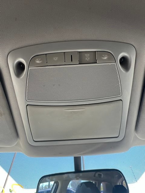 Used 2016 Nissan Rogue S AWD/4WD image 18