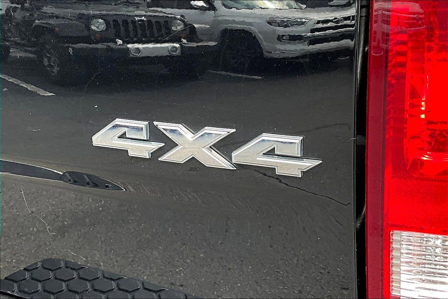 Used 2019 RAM 1500 Classic SLT image 22