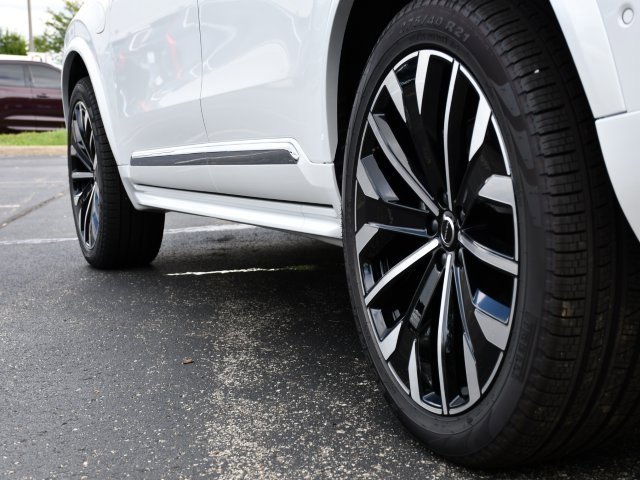 New 2026 Volvo XC90 T8 Ultra image 9
