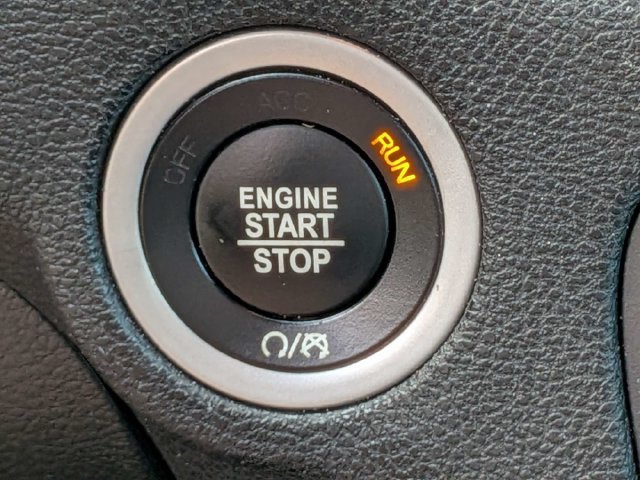 Used 2018 Dodge Charger SXT Plus w/ Navigation & Travel Group RWD image 29