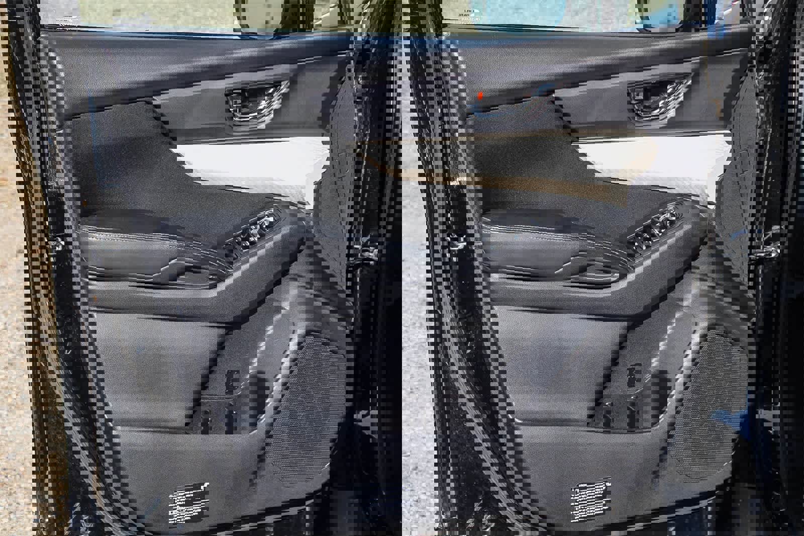 Used 2019 Subaru Ascent Premium w/ Popular Package #3 image 19