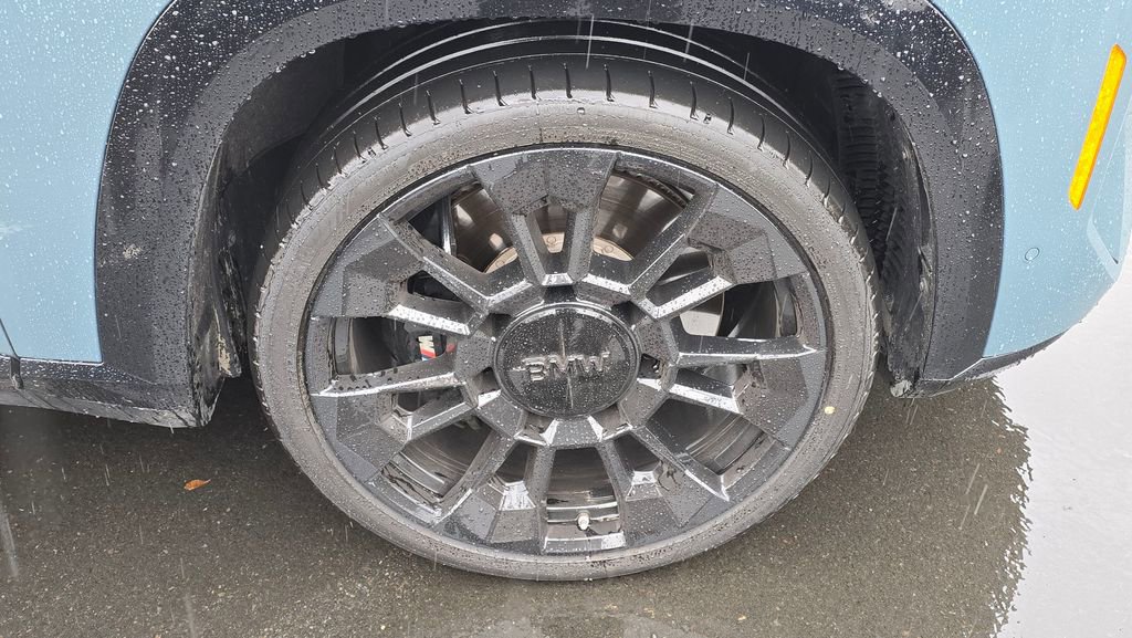 Used 2023 BMW XM AWD/4WD image 45