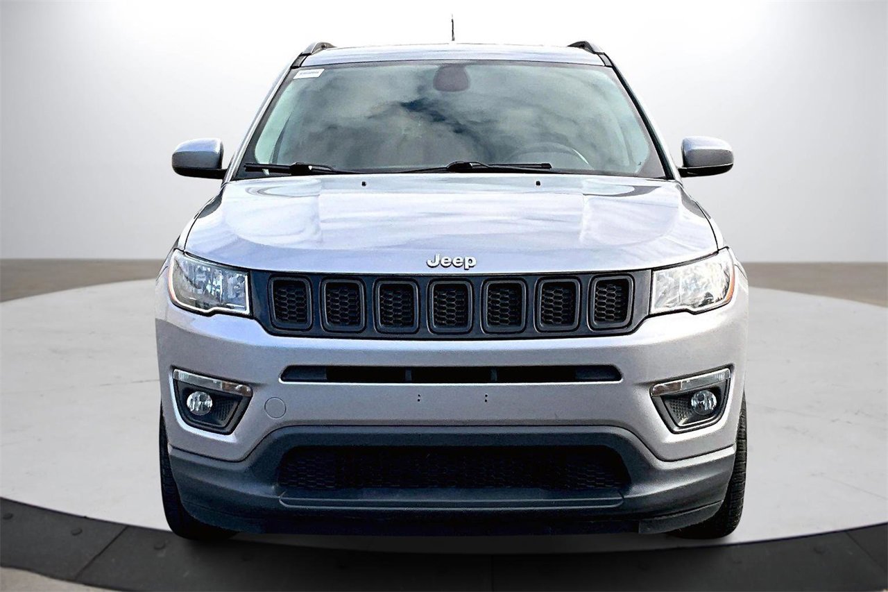 Certified 2019 Jeep Compass Latitude w/ Cold Weather Group image 3