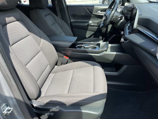 Used 2025 Chevrolet Equinox LT AWD/4WD image 23