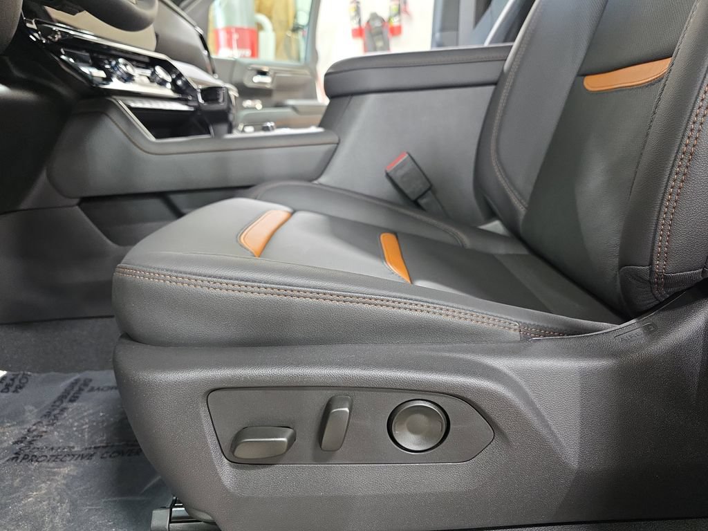 New 2026 GMC Sierra 1500 AT4 w/ AT4 Premium Package AWD/4WD image 30