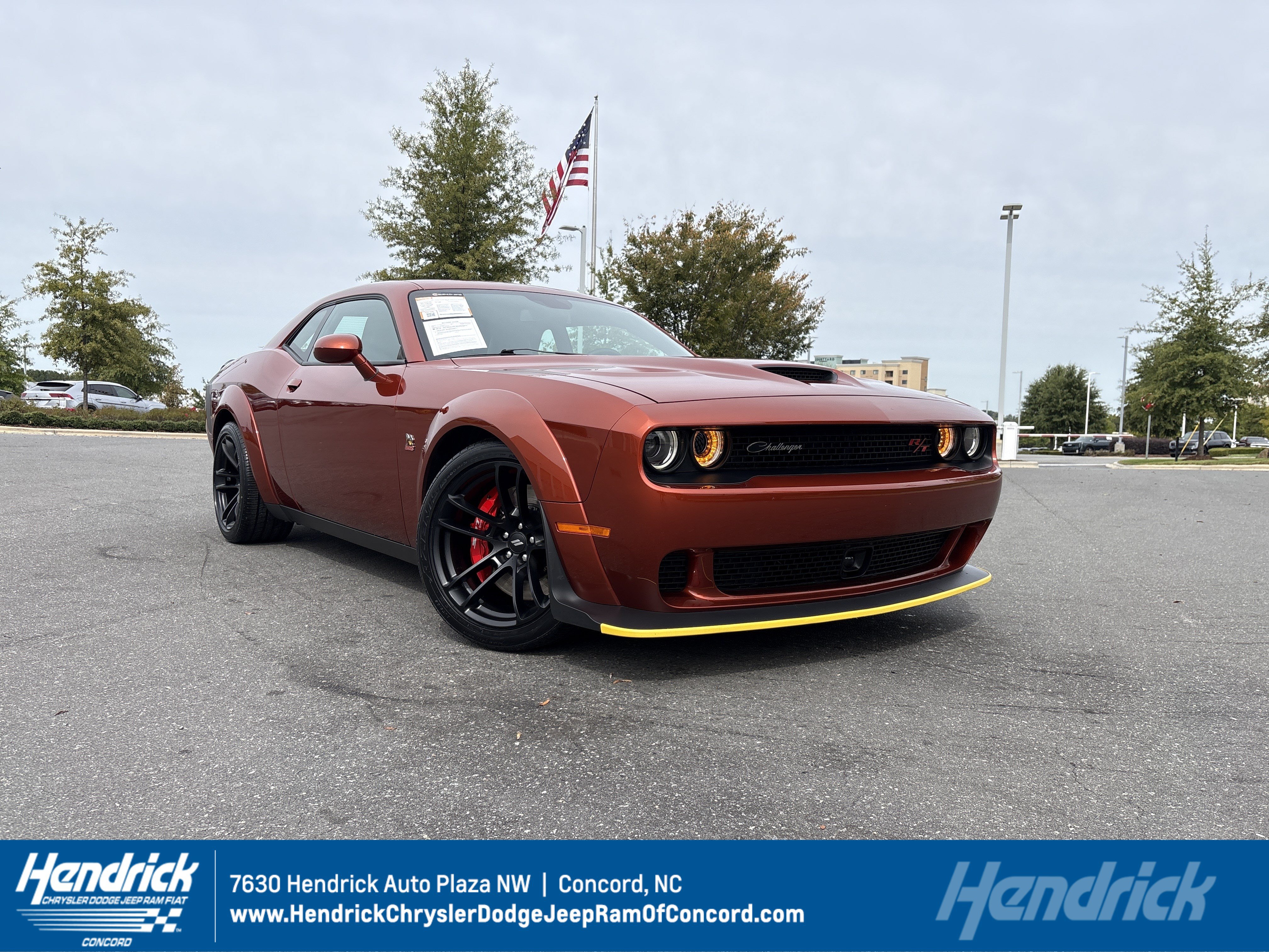 Used 2021 Dodge Challenger R/T Scat Pack RWD image 1